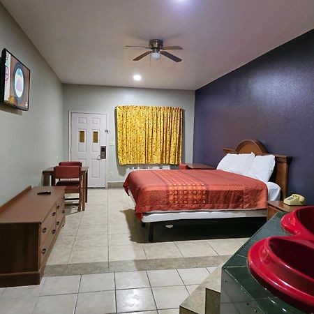 Texas Inn And Suites Rgv 에든버그 외부 사진